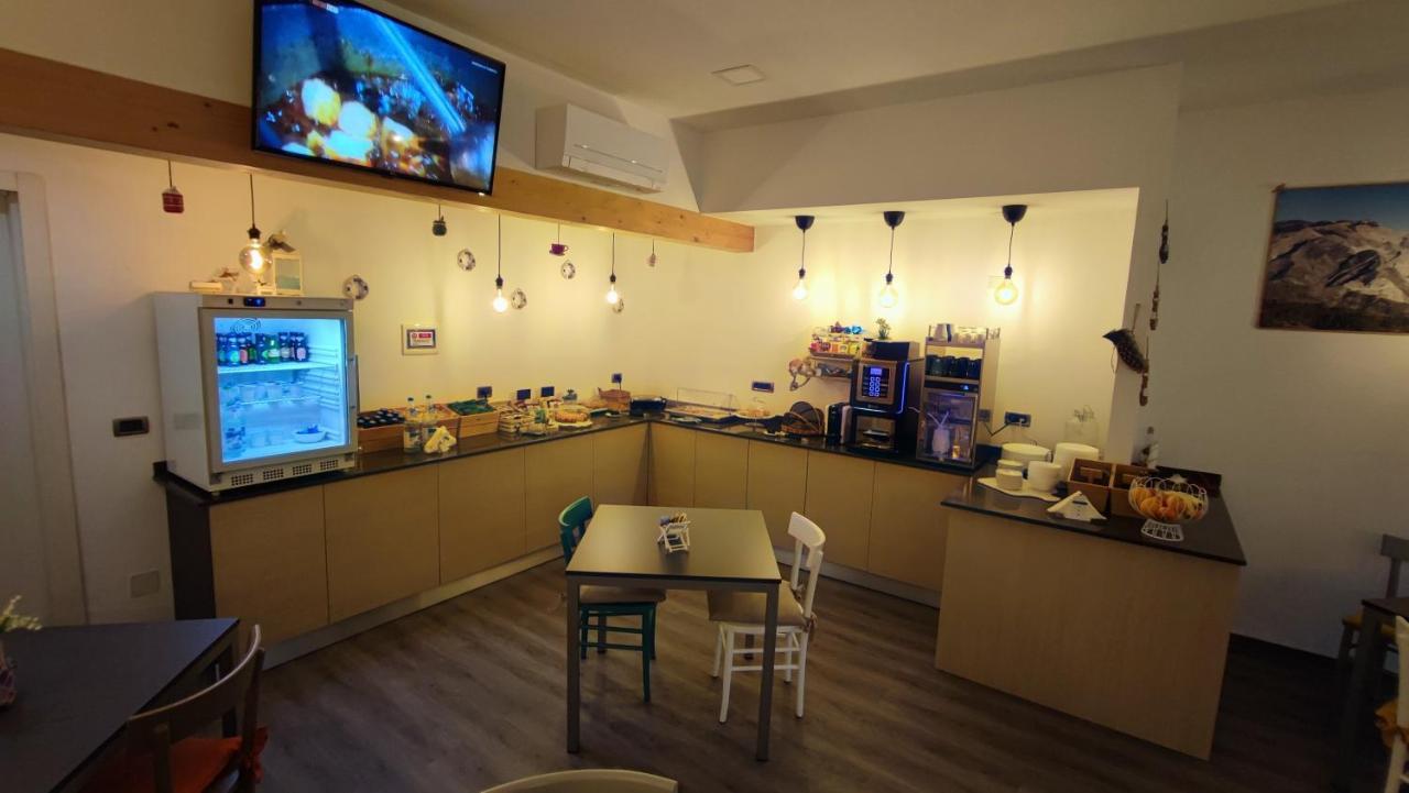 מרינה די קררה Marbianco B&B מראה חיצוני תמונה