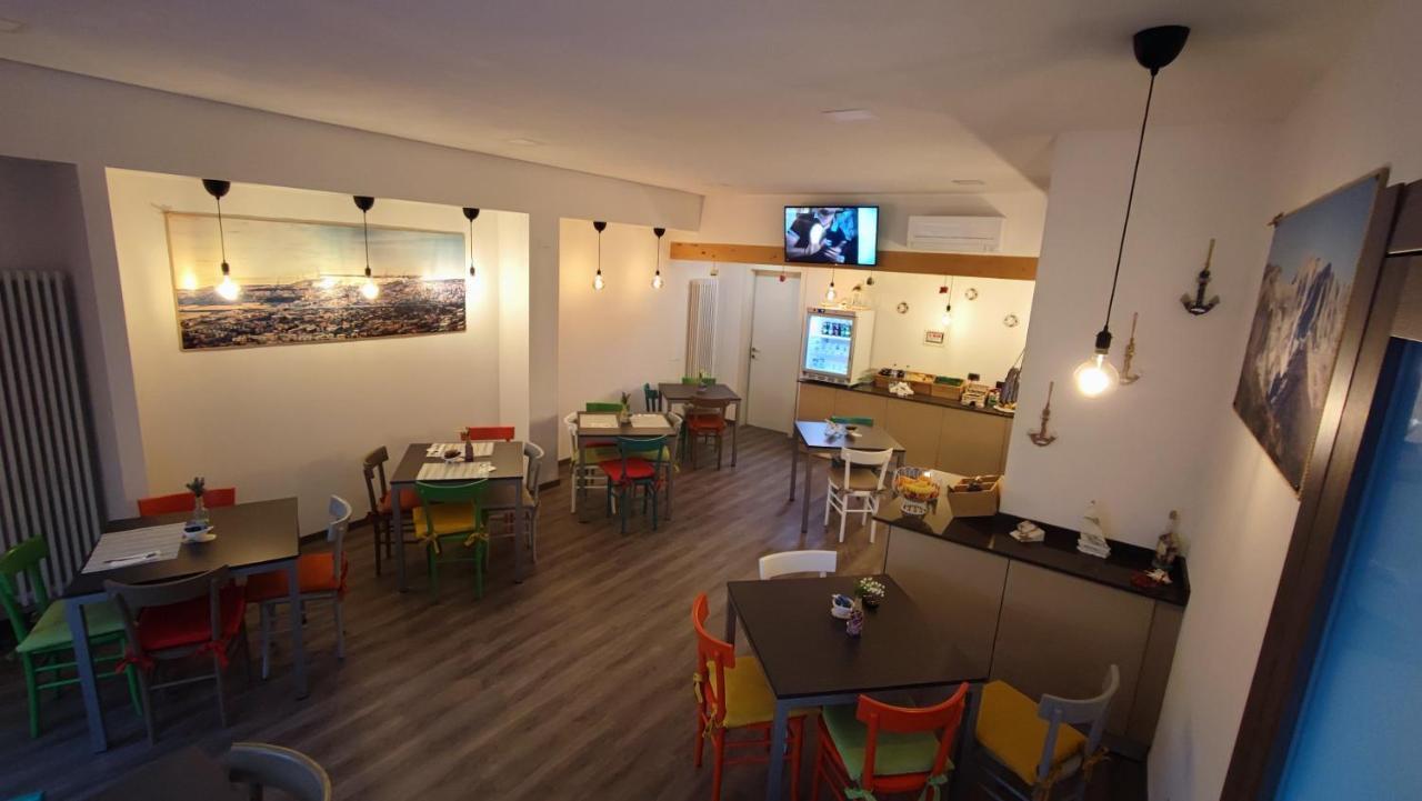מרינה די קררה Marbianco B&B מראה חיצוני תמונה