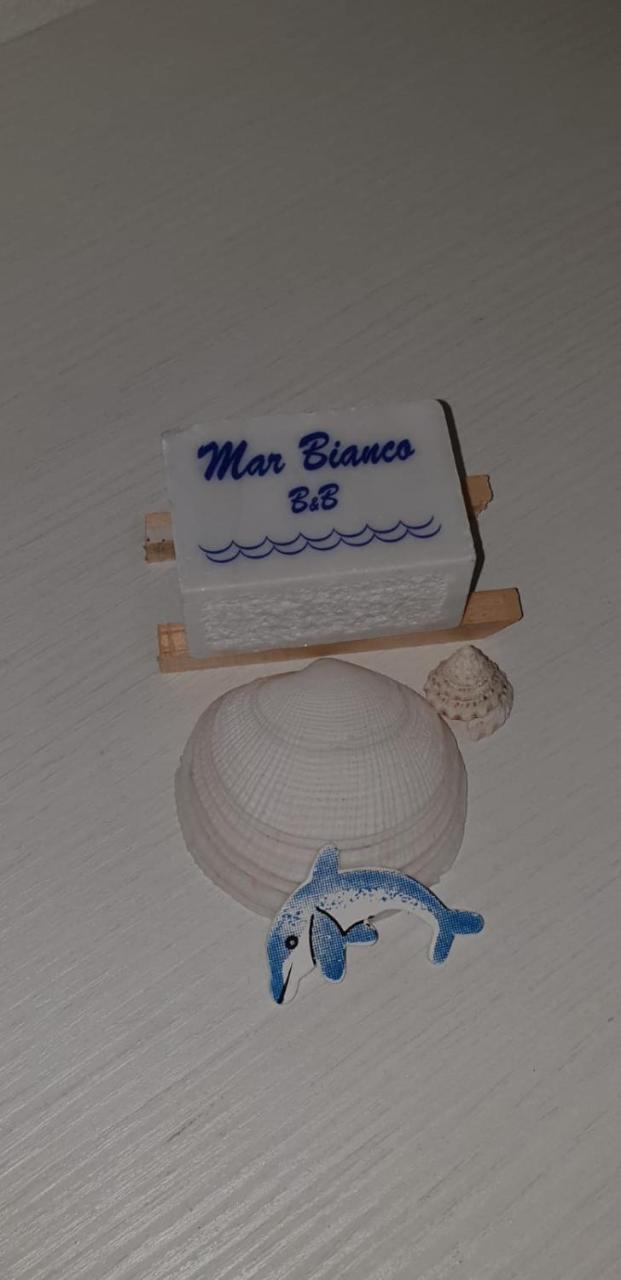 מרינה די קררה Marbianco B&B מראה חיצוני תמונה