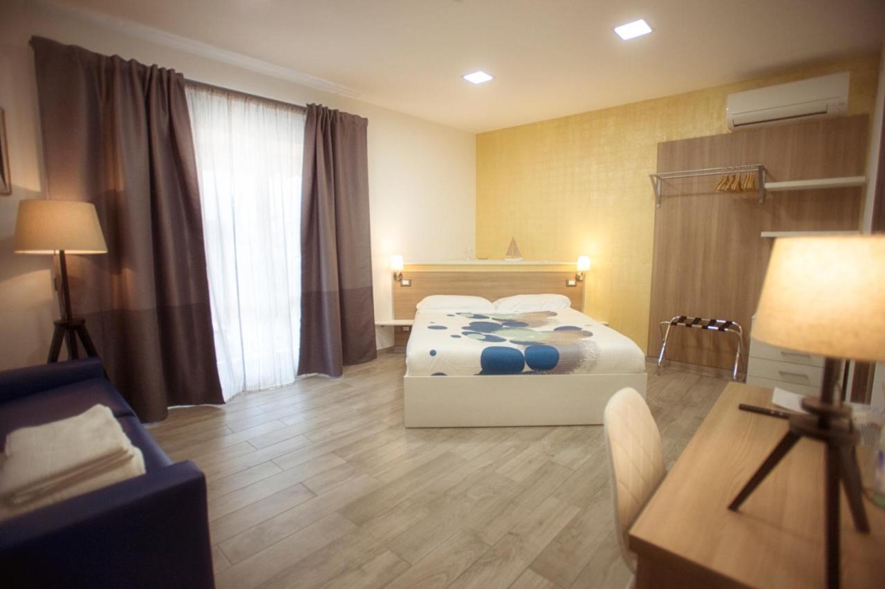 מרינה די קררה Marbianco B&B מראה חיצוני תמונה