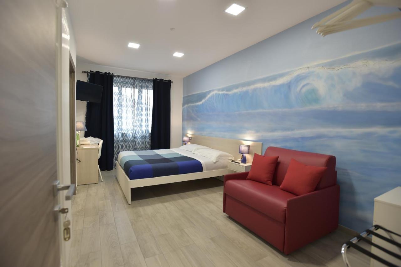 מרינה די קררה Marbianco B&B מראה חיצוני תמונה