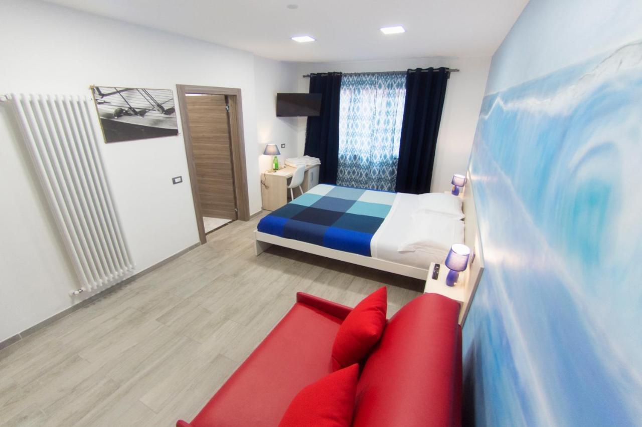 מרינה די קררה Marbianco B&B מראה חיצוני תמונה